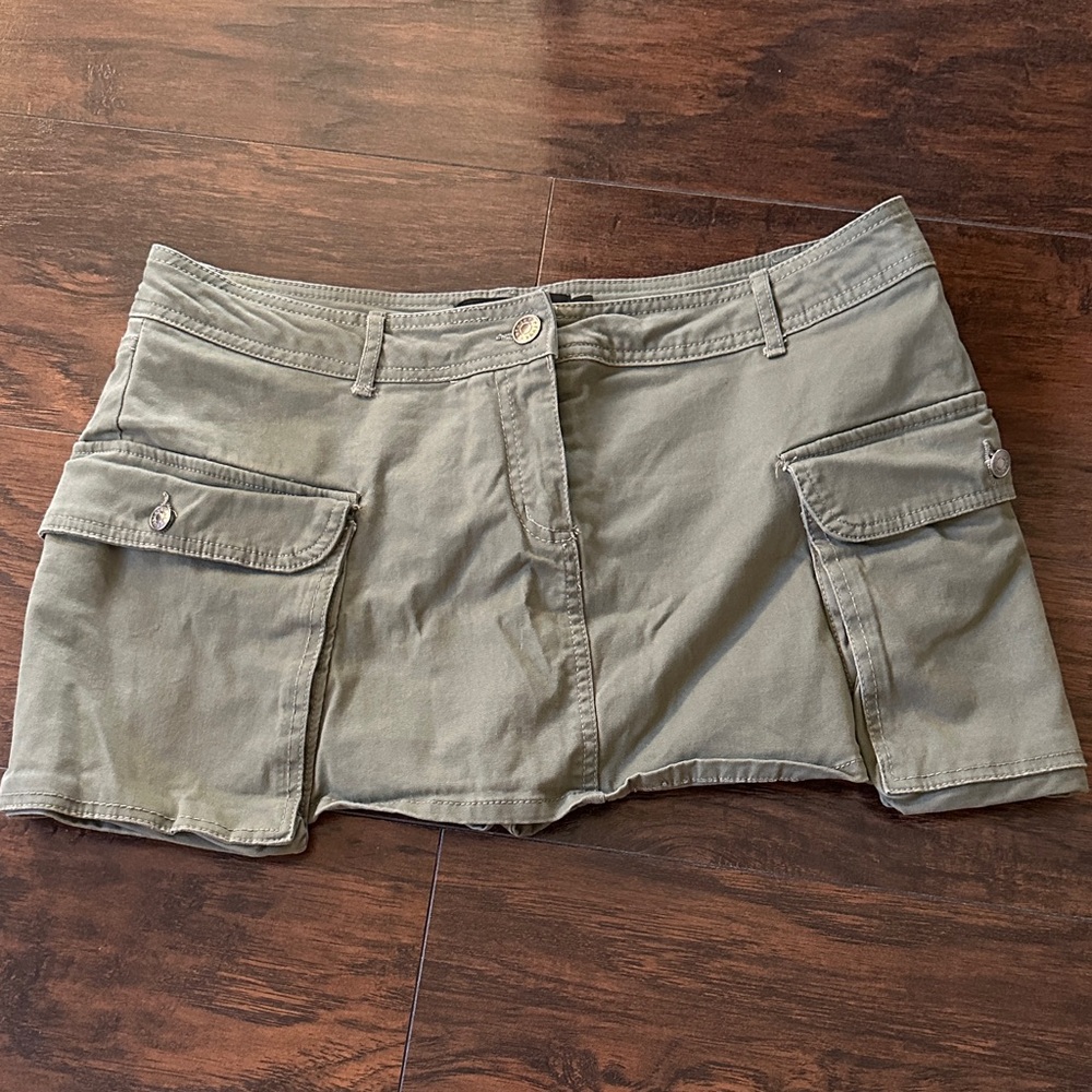 Olive Green Women's Cargo Skort